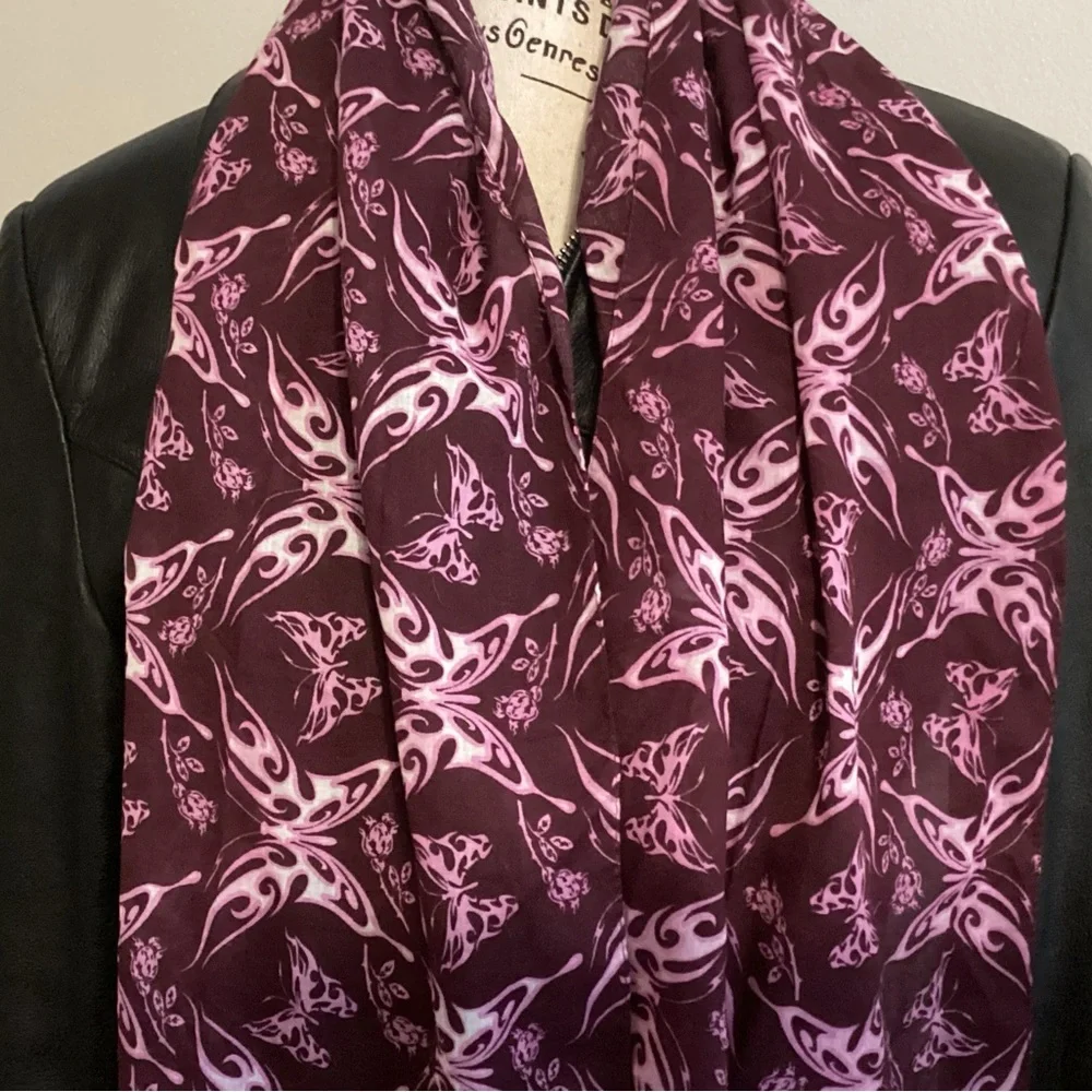 BEAUTIFUL LONG BUTTERFLY LIGHTWEIGHT SCARF 54” x 12” CRANBERRY, PINK & W…